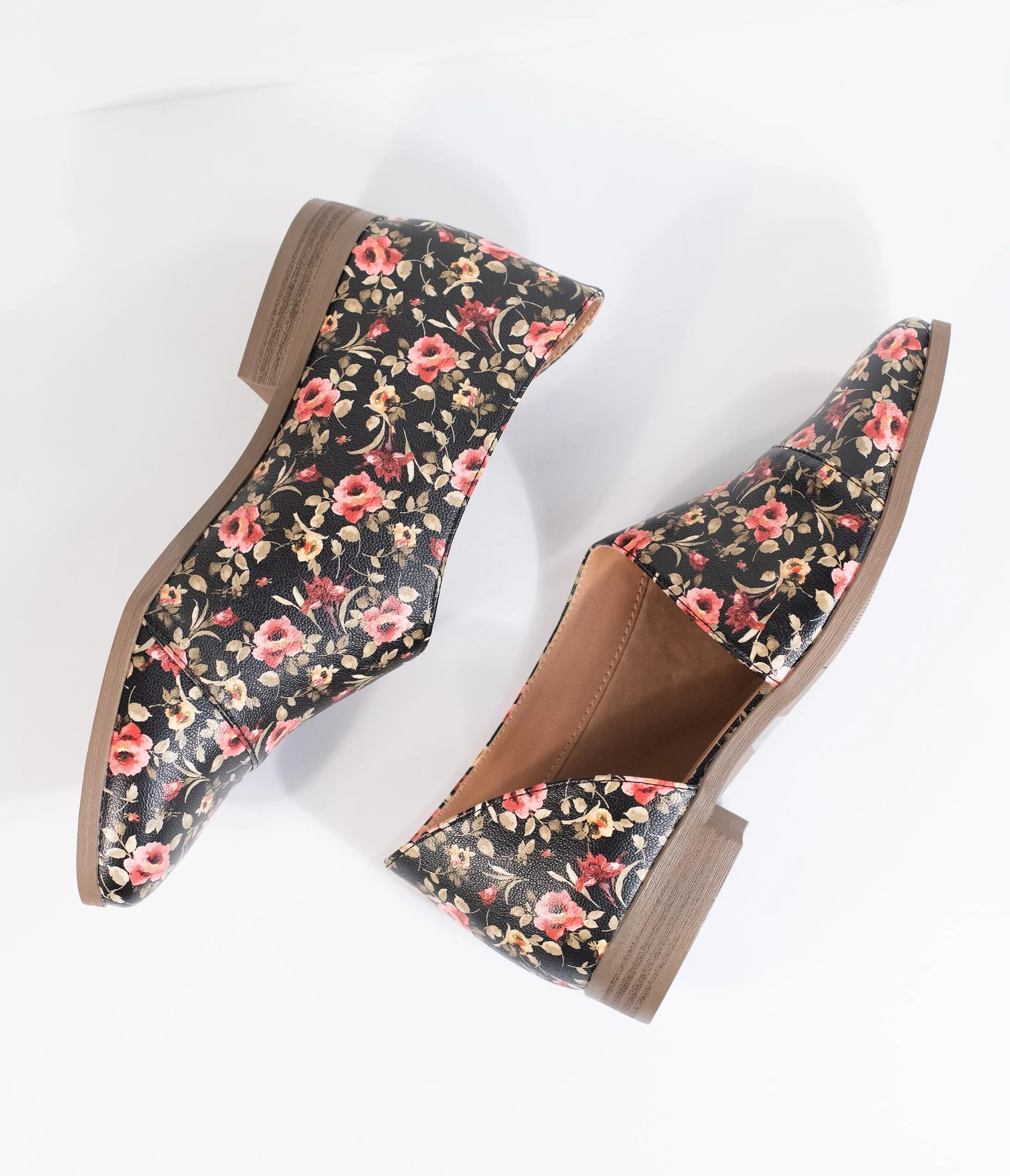 Black & Red Floral Print Leatherette Slip-On Flats