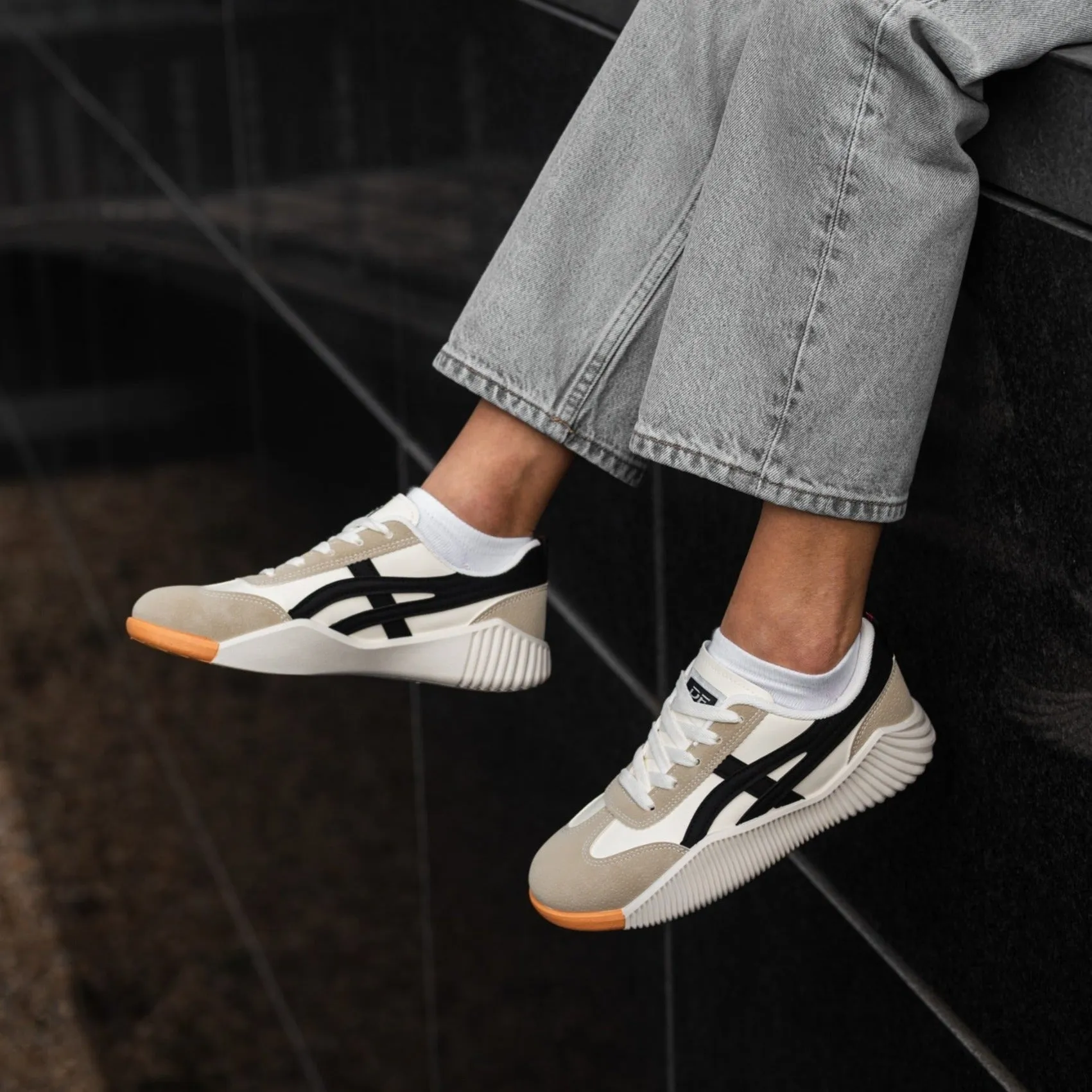 De Zoë Sneaker