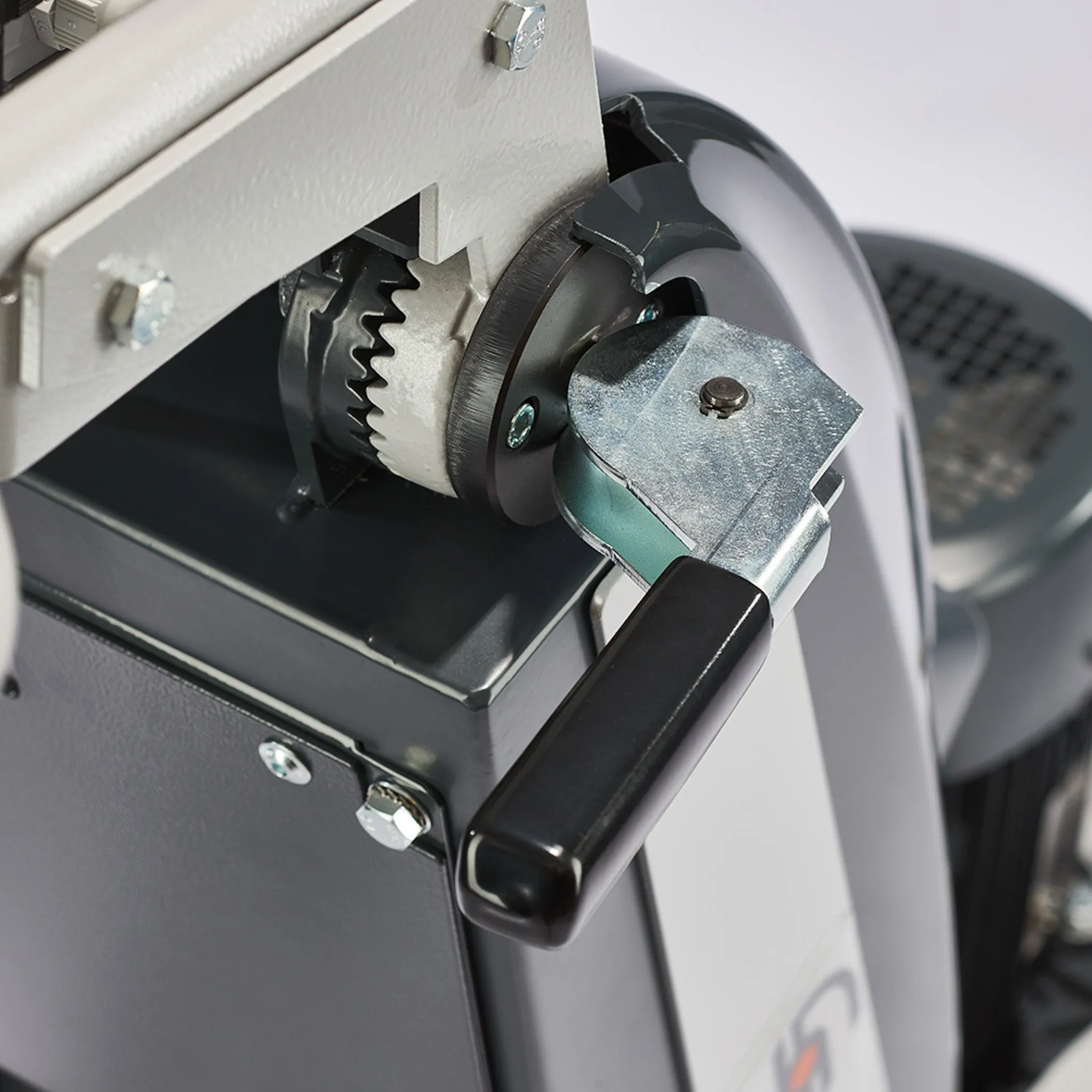 DSM450 Schwamborn Planetary Concrete Floor Grinder, 230V, 50hz, 2.2KW, Includes: hour meter ,10L Water Tank, Diamond Floating Device, Knock-On Shoe Holder, Variable Speed, Floating Dust Shroud, 106kg