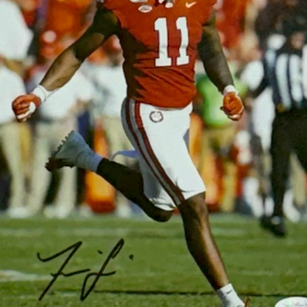 Isaiah Simmons Signed Clemson Tigers Framed 8x10 Photo