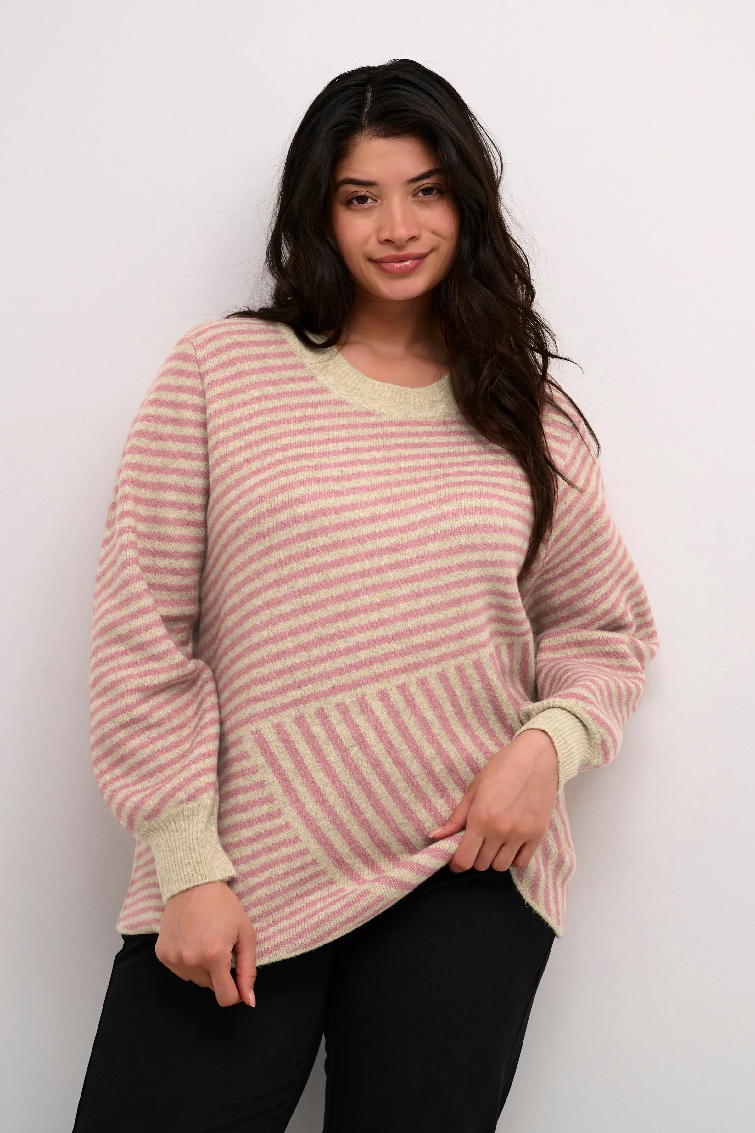 Kaffe Curve Verina Jumper in Pink/Cream