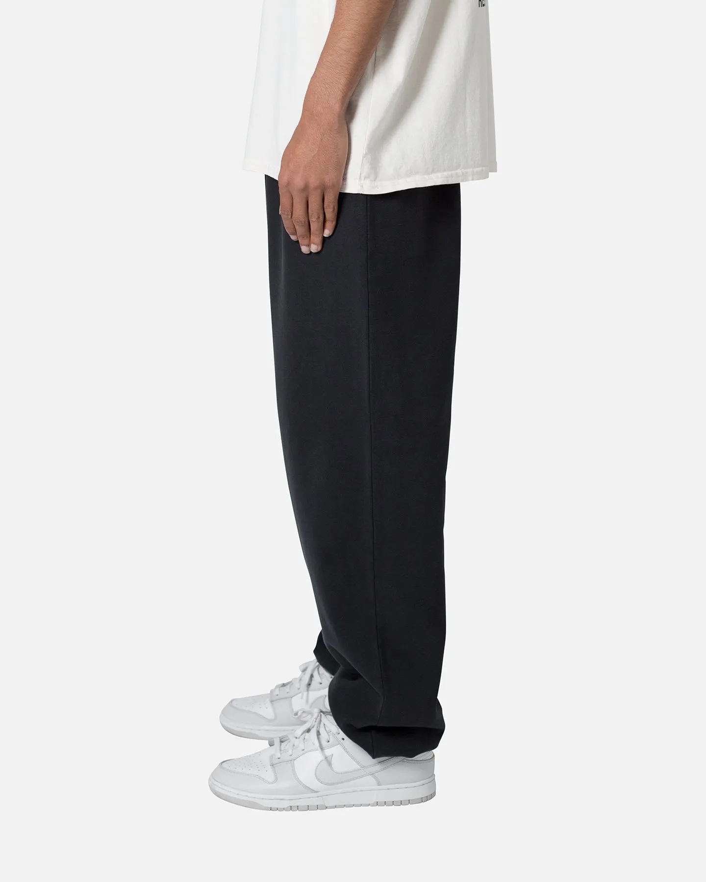 MNML Baggy Sweatpants Black