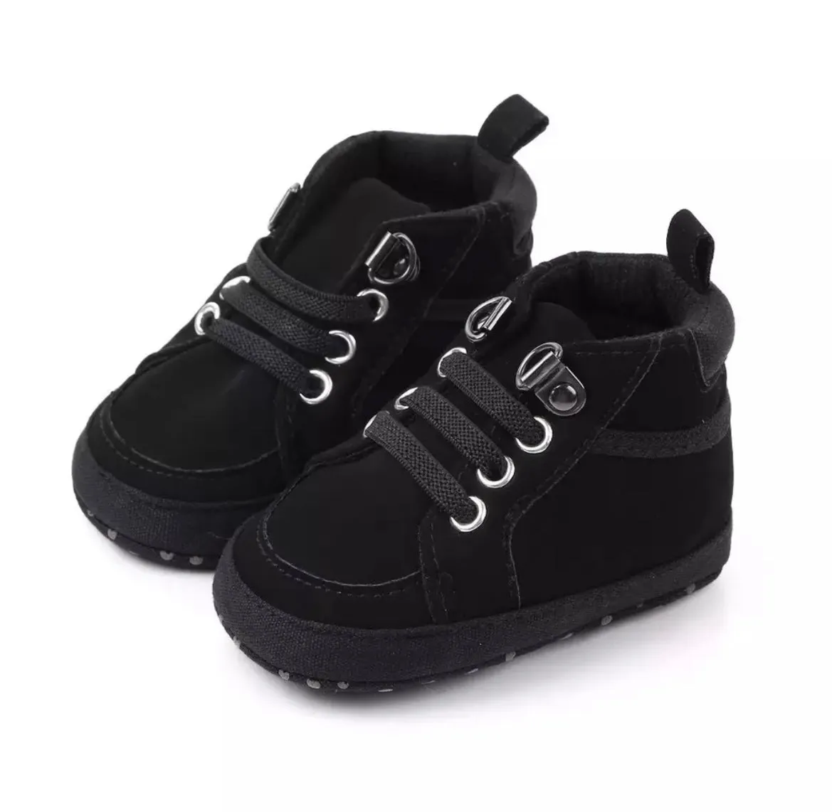 Moby Kicks - Black