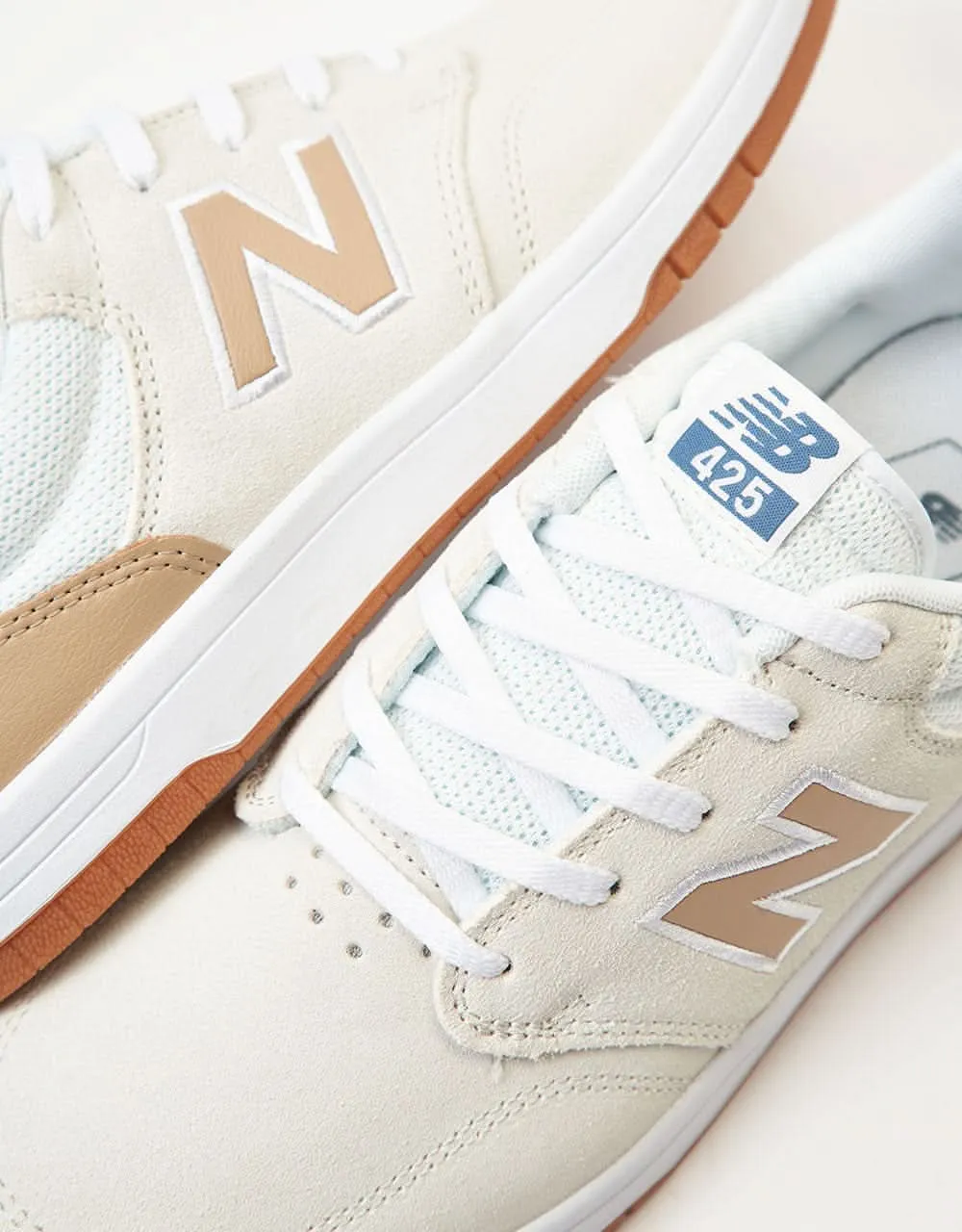 New Balance Numeric 425 Skate Shoes - Sea Salt/Tan