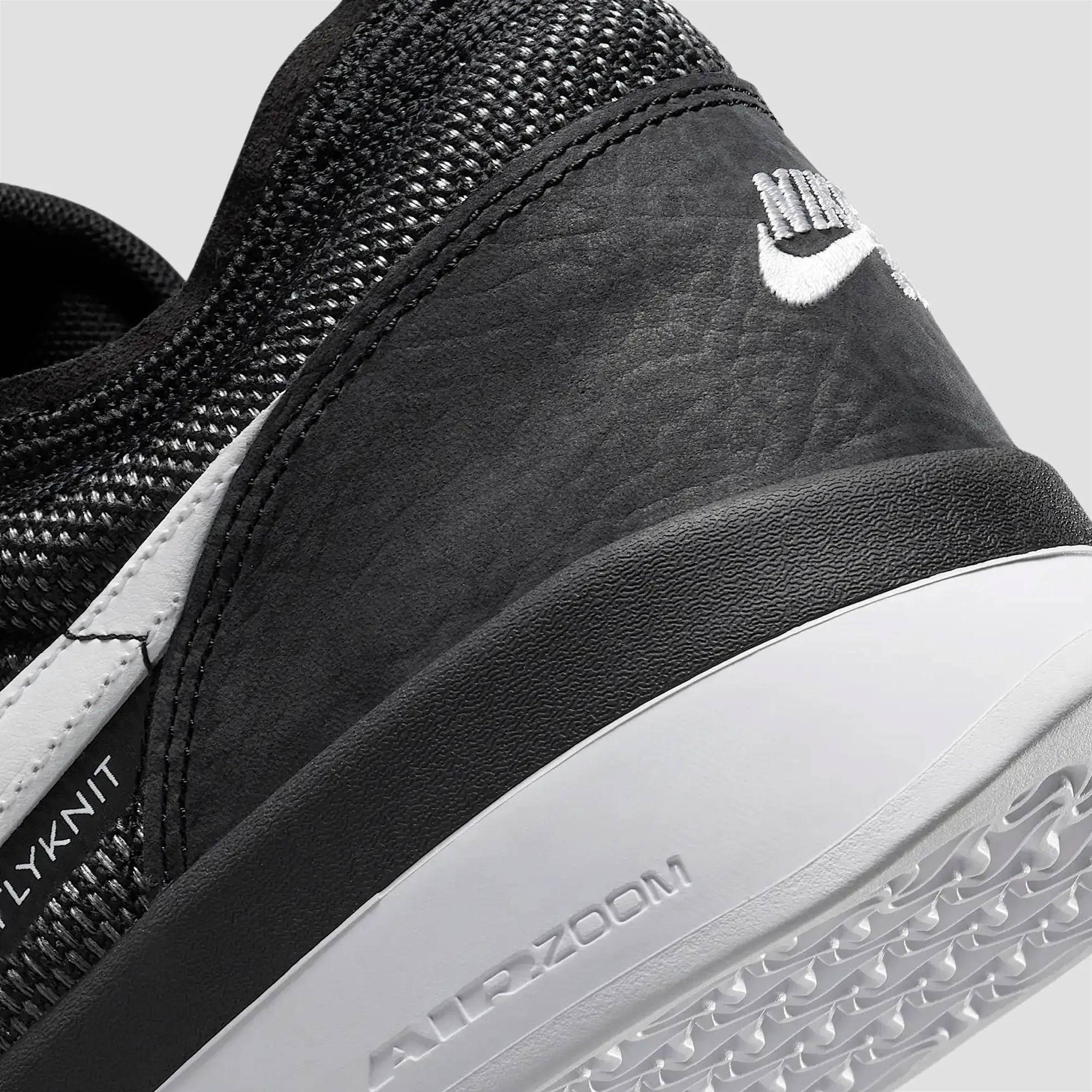 Nike SB PS8 Skate Shoes Black / White / Black / White