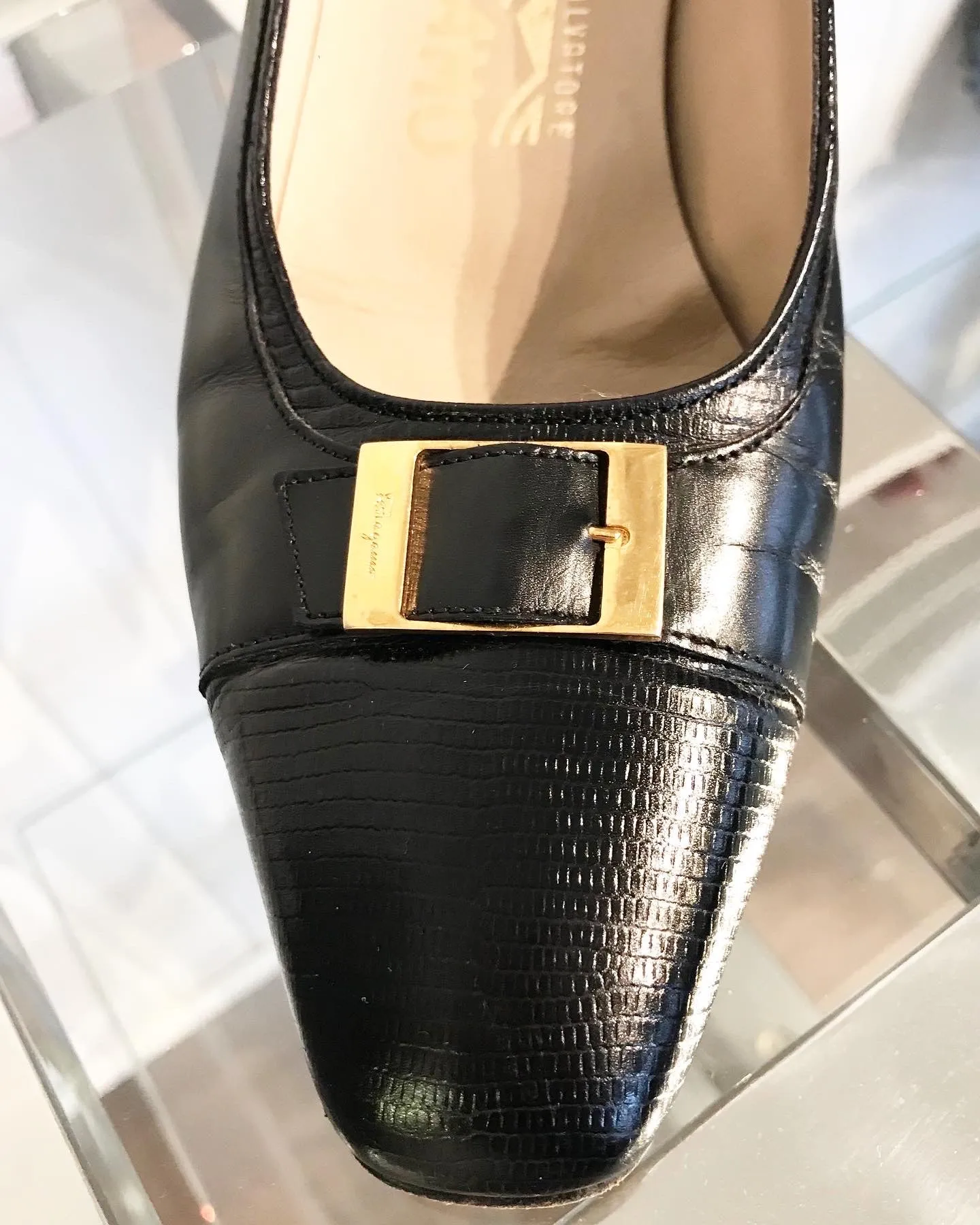 SALVATORE FERRAGAMO Mid Block Heel Pumps