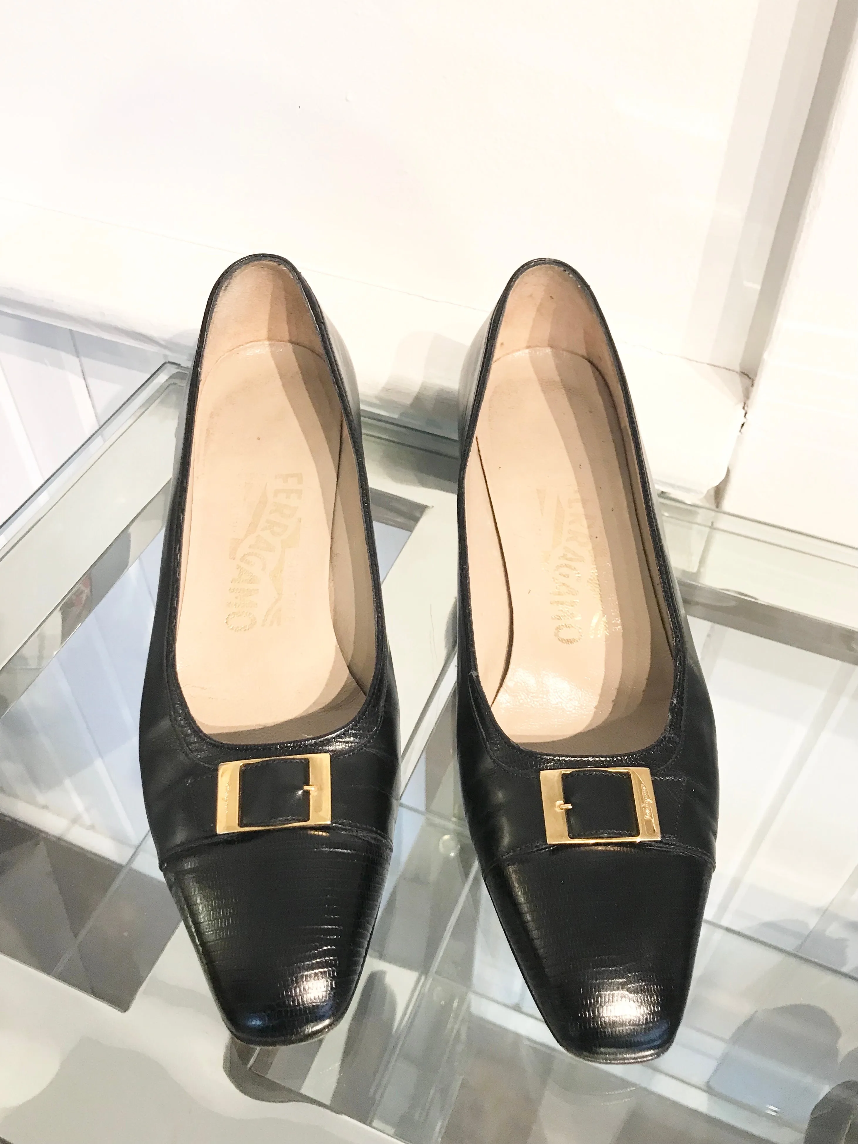 SALVATORE FERRAGAMO Mid Block Heel Pumps