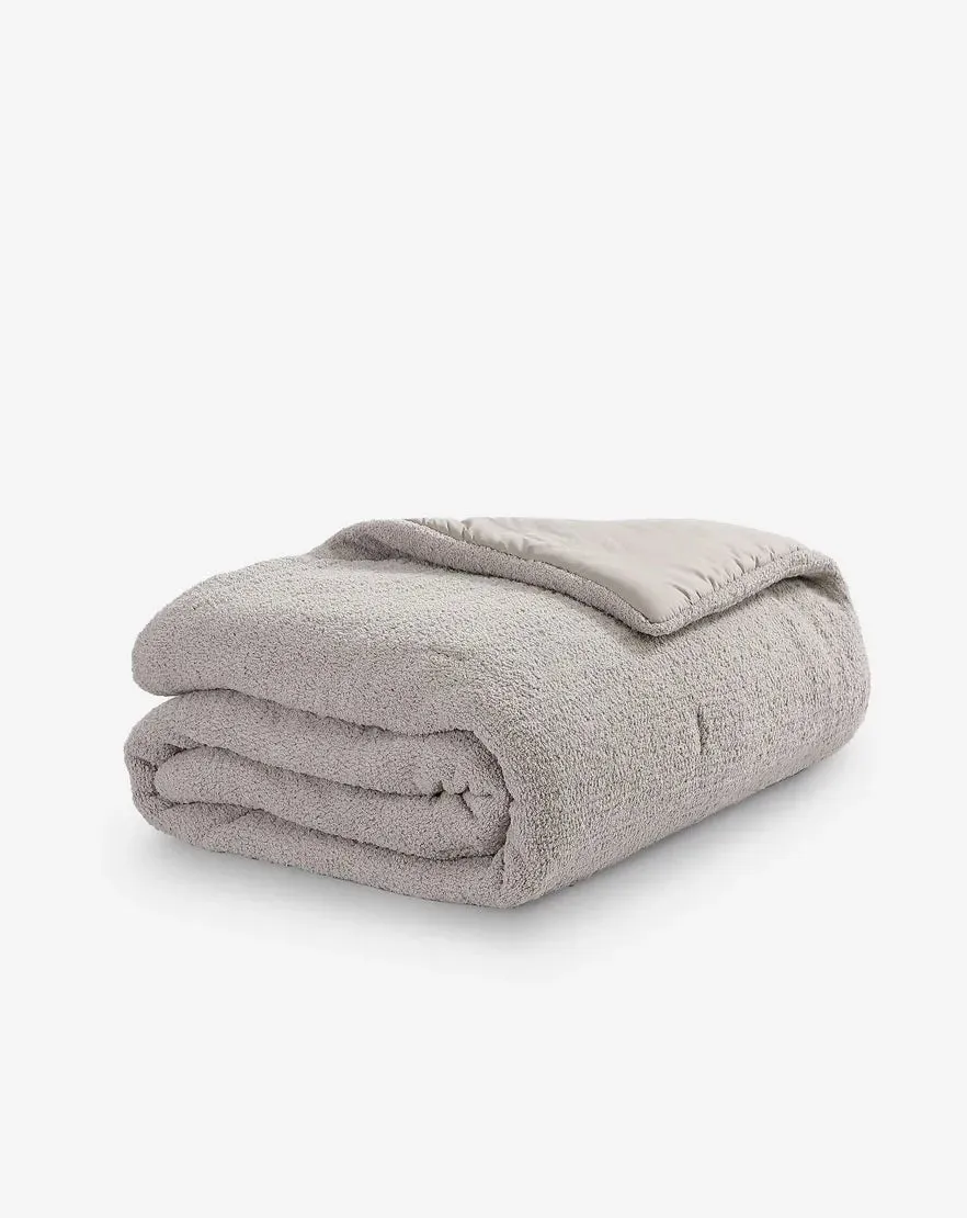 Snug Stitch Comforter Bundle