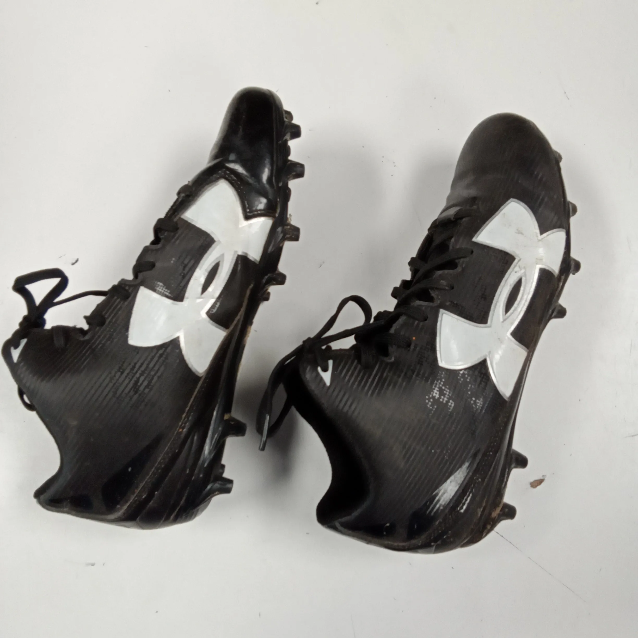 Used Under Armor Size 8.5 Football Cleats