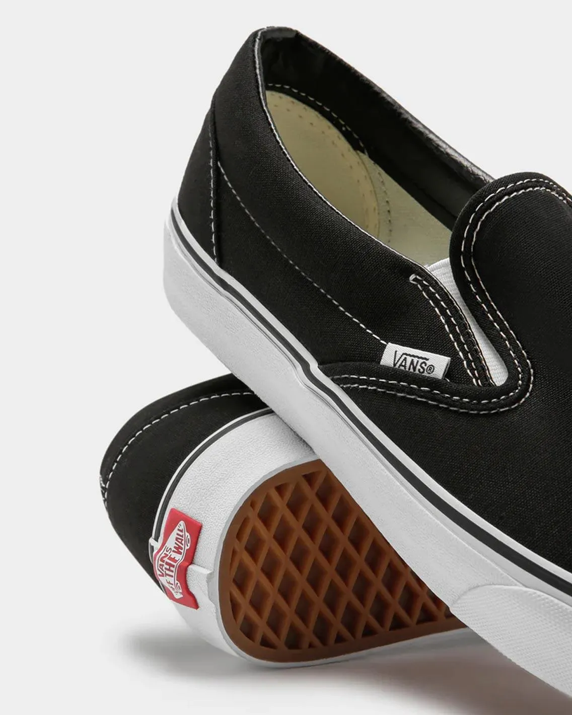 Vans - Classic Slip On - Black / White