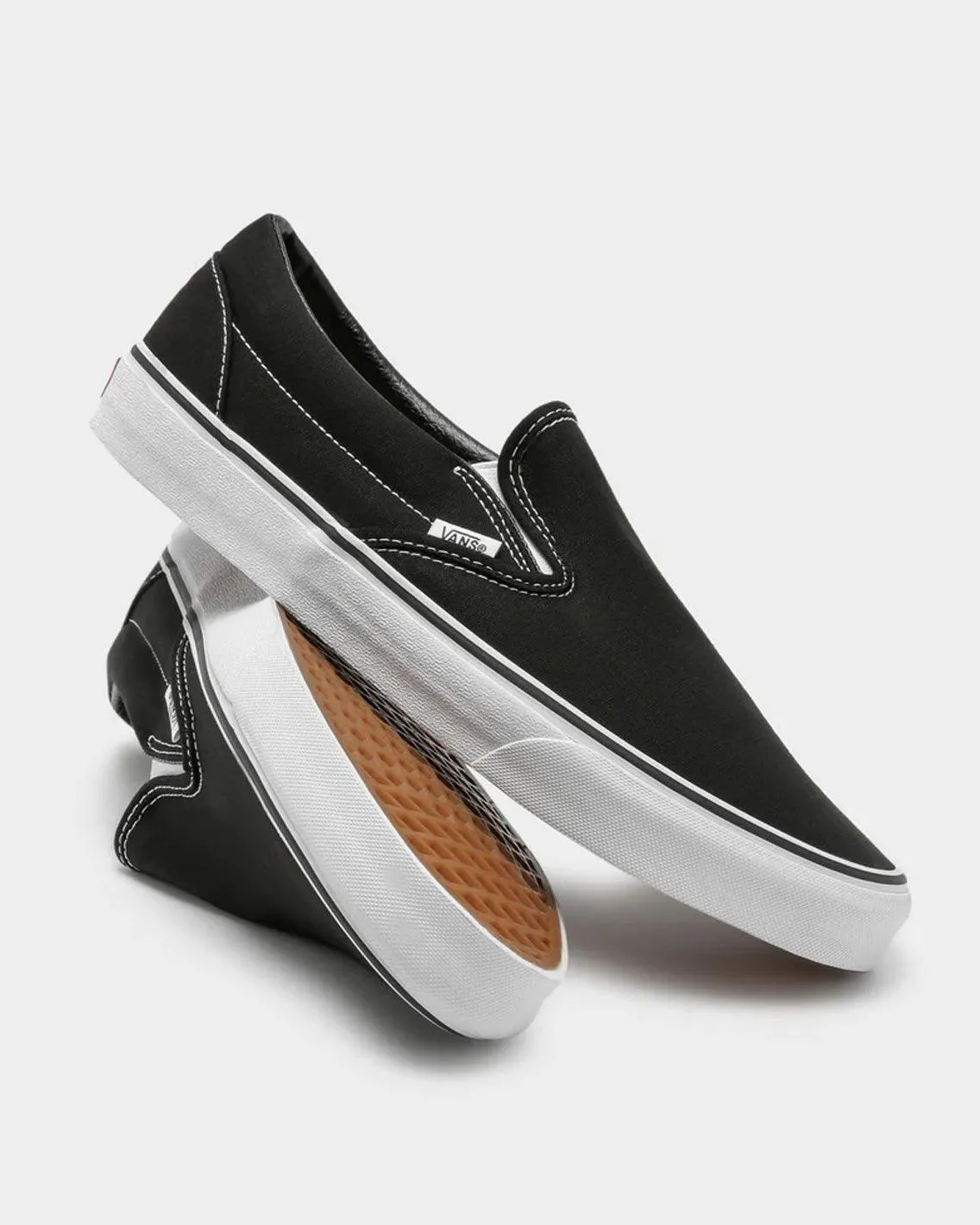 Vans - Classic Slip On - Black / White